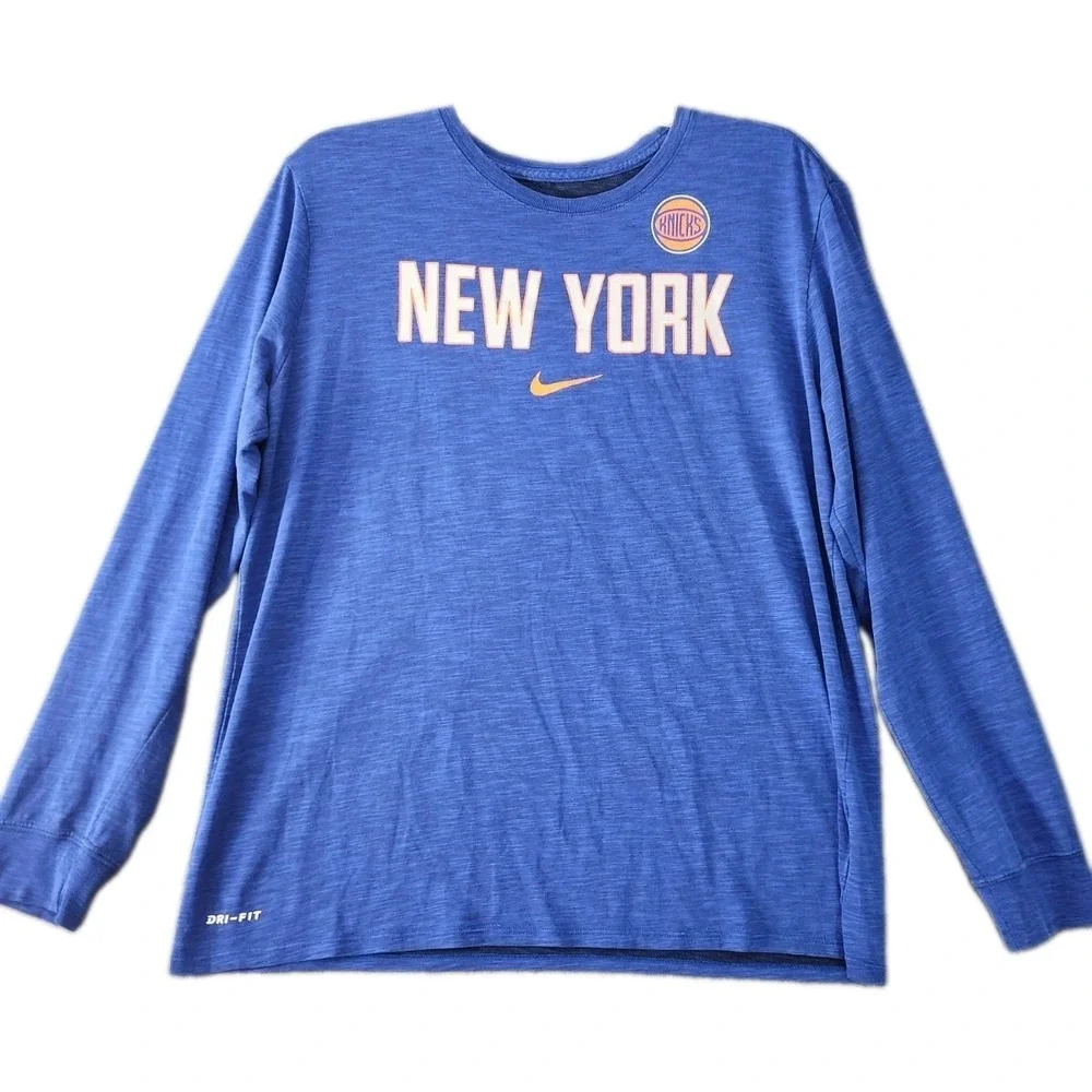 New York Knicks Nike NBA Dri Fit Shirt Size Men's XL Long Sleeve Athletic Fit